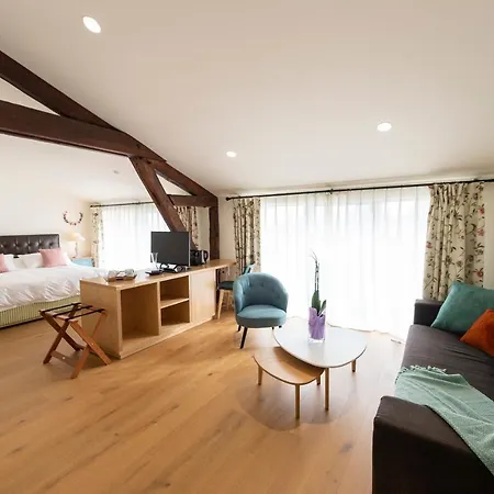 Chateau Tour Saint-fort D'hotes Bed & Breakfast