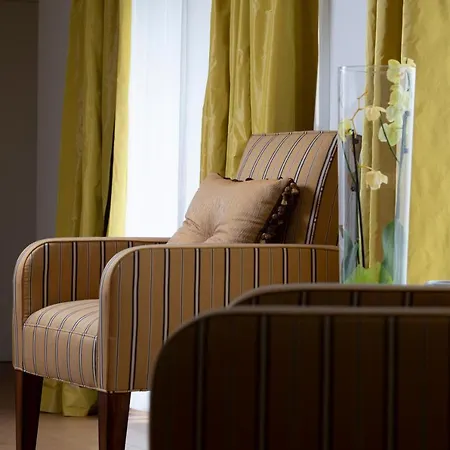 Bed & Breakfast Chateau Tour Saint-fort D'hotes Saint-Estèphe